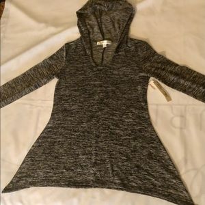 Women’s Feathers Hoody